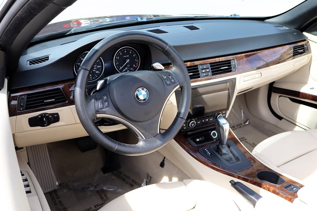 Used 2008 BMW 328i Convertible RWD image 20