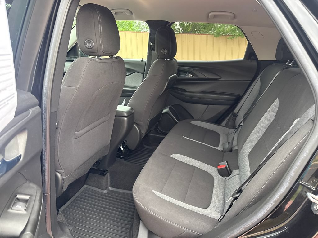 Used 2023 Chevrolet TrailBlazer LT AWD/4WD image 22