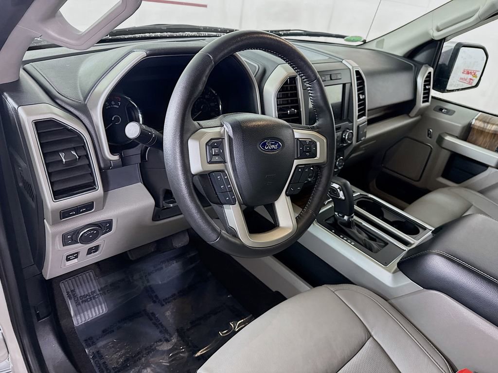 Used 2019 Ford F150 Lariat image 19