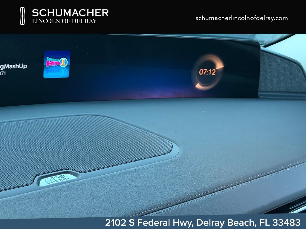 New 2027 Lincoln Navigator Reserve RWD image 18