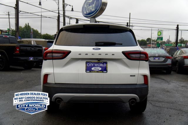 Certified 2024 Ford Escape SE FWD image 4