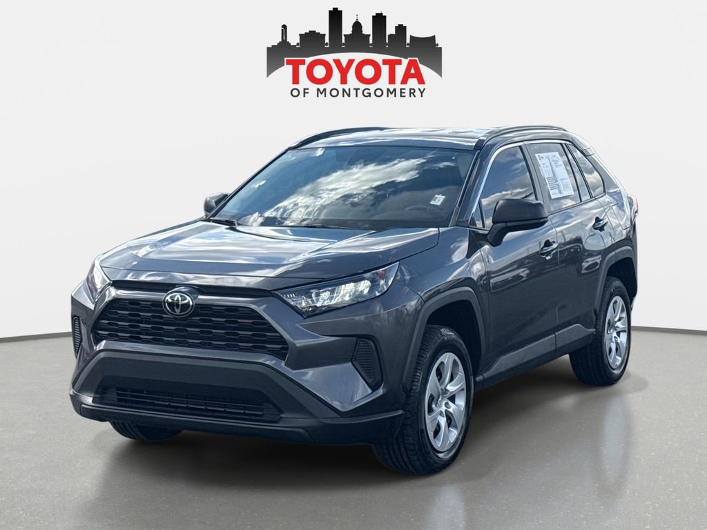 Used 2021 Toyota RAV4 LE image 7