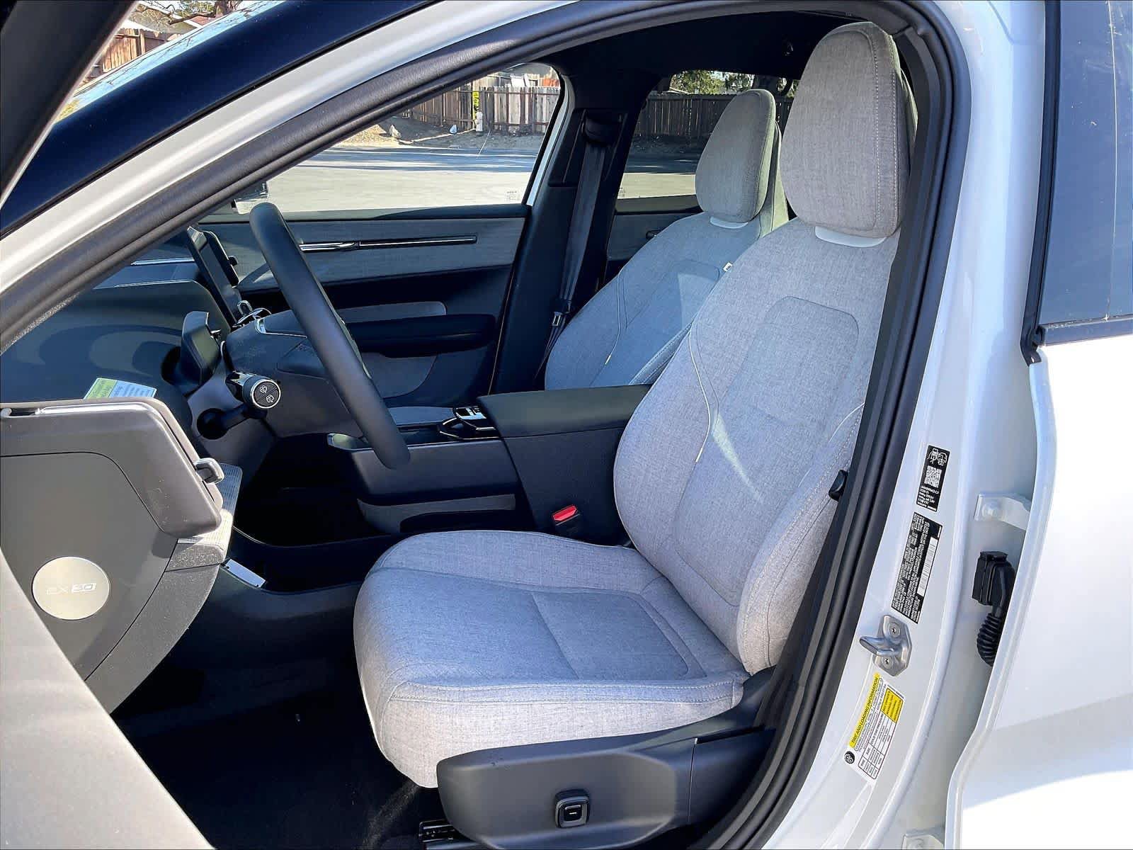 New 2026 Volvo EX30 Ultra w/ Protection Package Premier AWD/4WD image 11