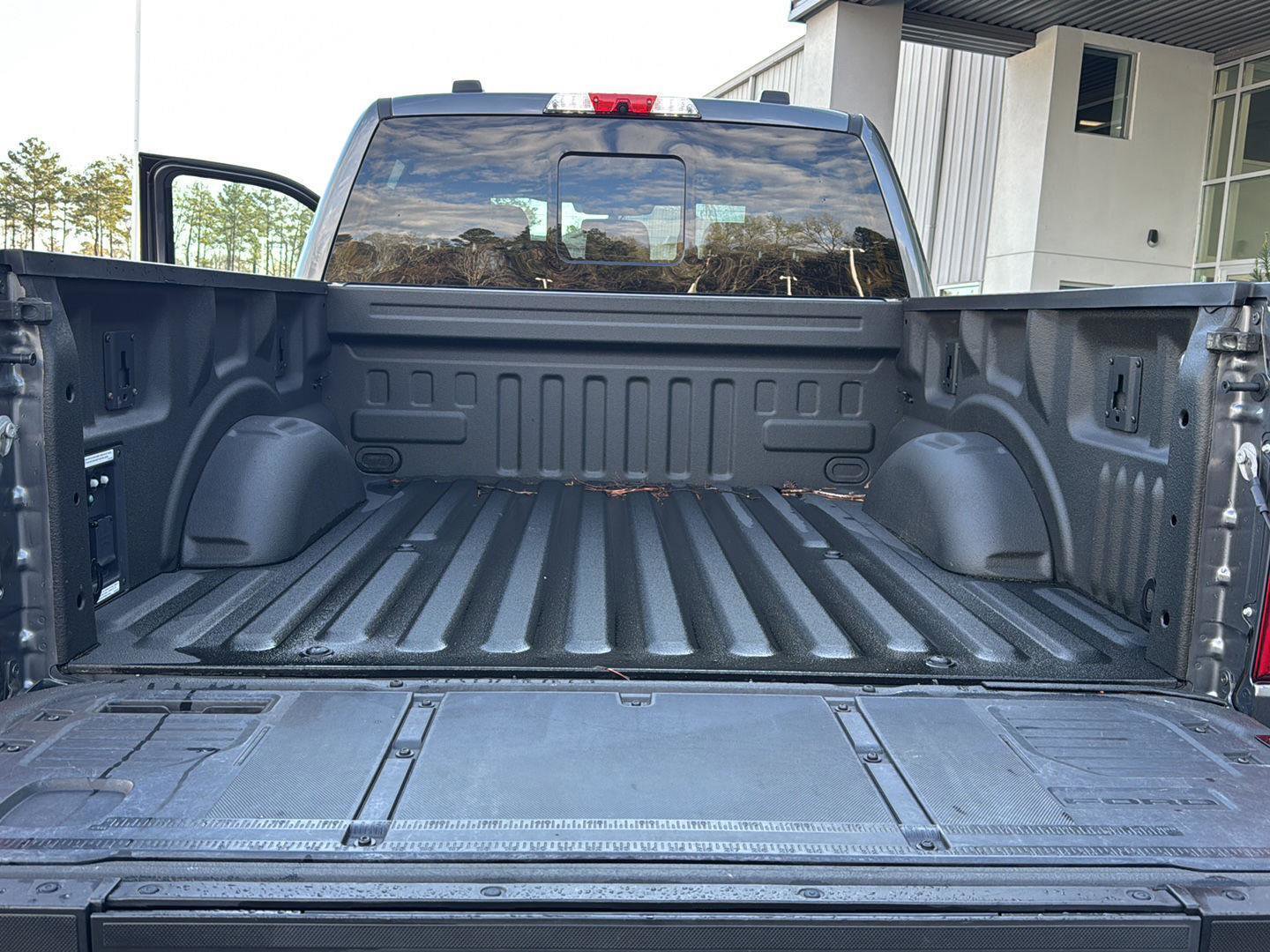 Certified 2023 Ford F150 Platinum w/ Equipment Group 701A High image 31