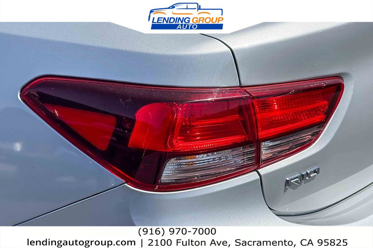 Used 2019 Kia Rio S FWD image 8