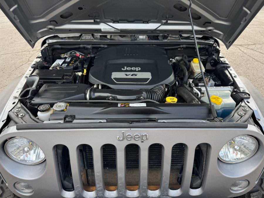 Used 2015 Jeep Wrangler Unlimited Sport w/ Power Convenience Group AWD/4WD image 24