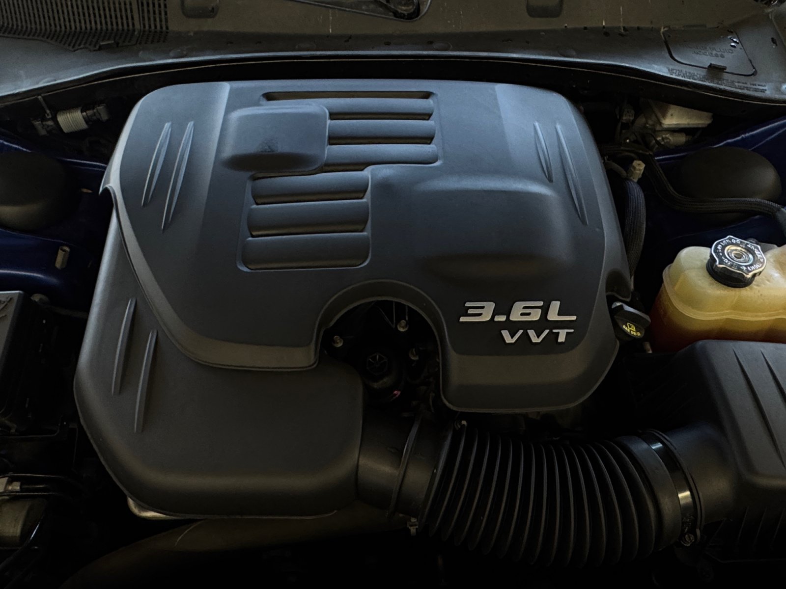 Used 2021 Dodge Charger SXT w/ Leather Interior Group RWD image 19