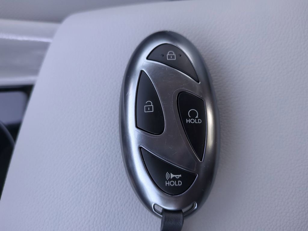 New 2026 Hyundai Elantra Limited image 37