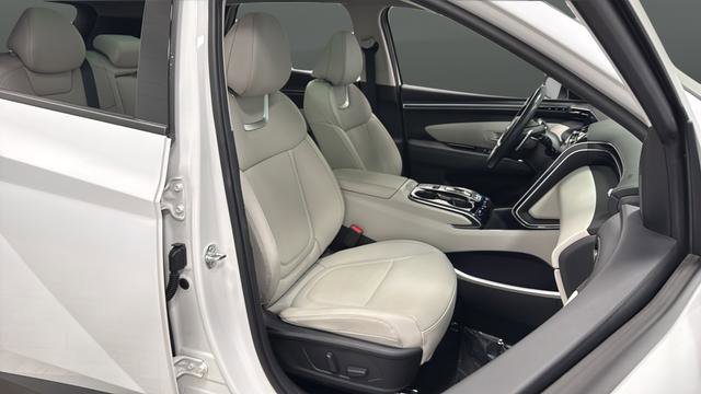 Used 2024 Hyundai Tucson Limited AWD/4WD image 24