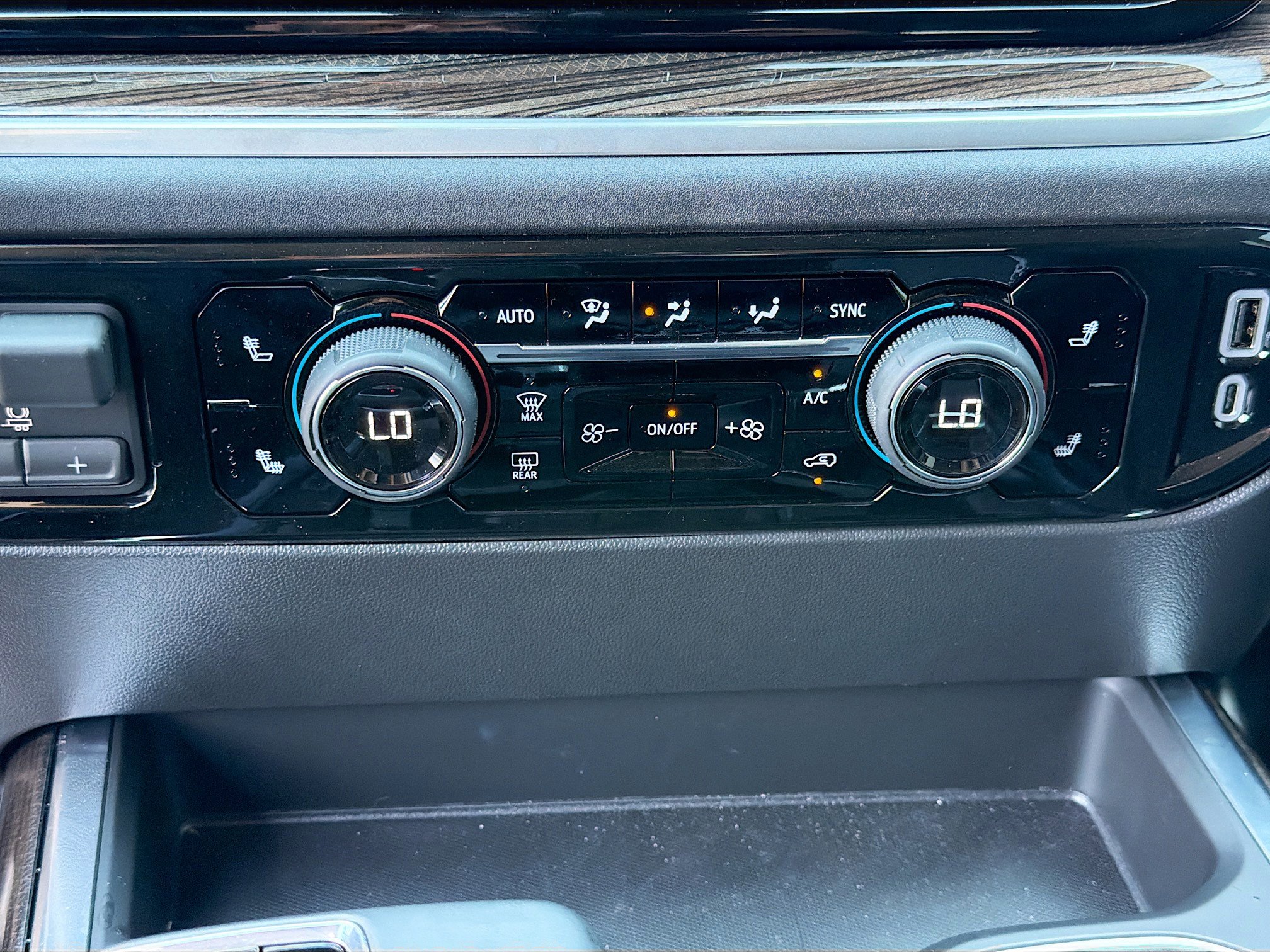 Used 2026 Chevrolet Silverado 1500 LT Trail Boss w/ LT Trail Boss Premium Package image 33