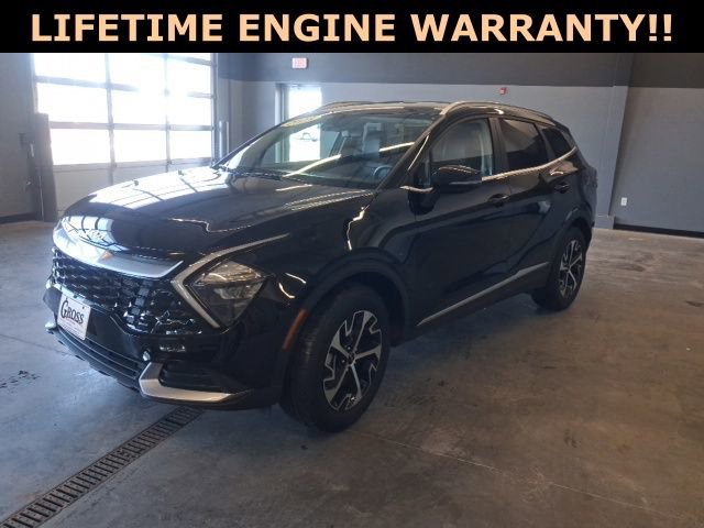 Used 2023 Kia Sportage EX image 4