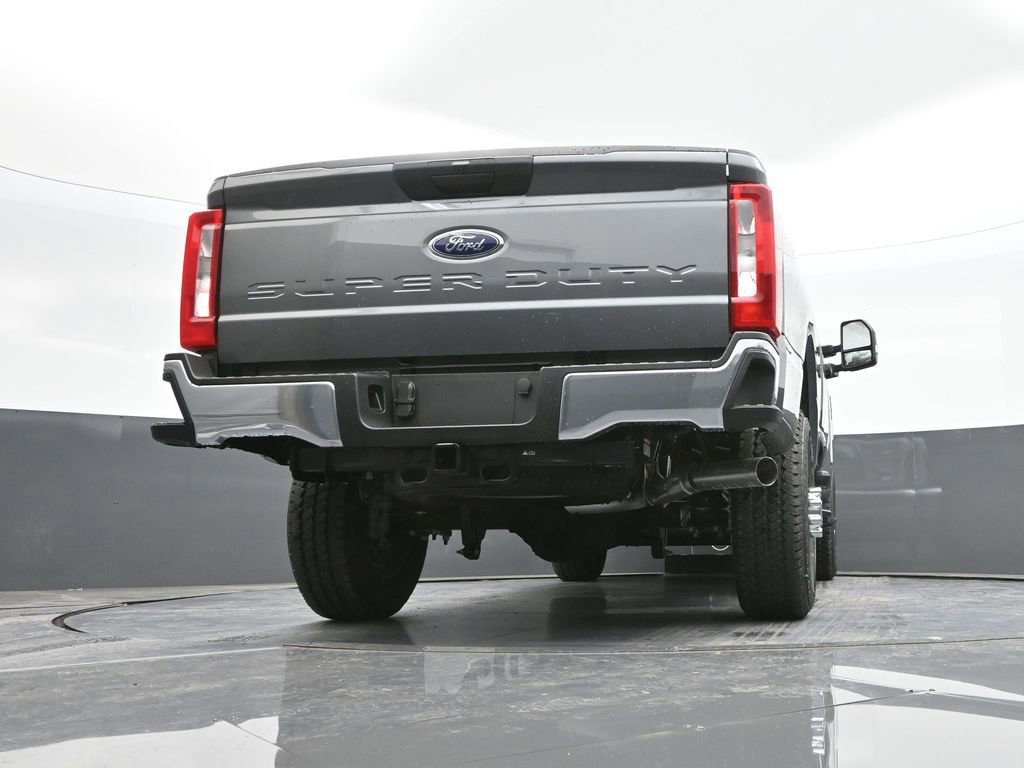 New 2025 Ford F350 XLT image 47