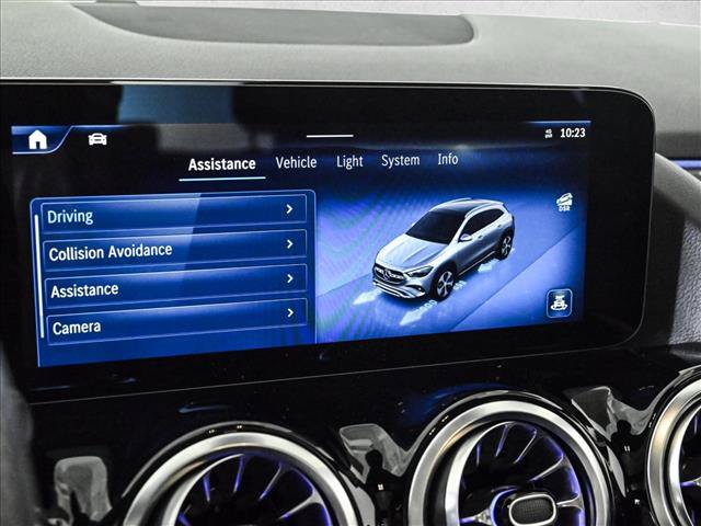 Used 2024 Mercedes-Benz GLA 250 4MATIC image 16