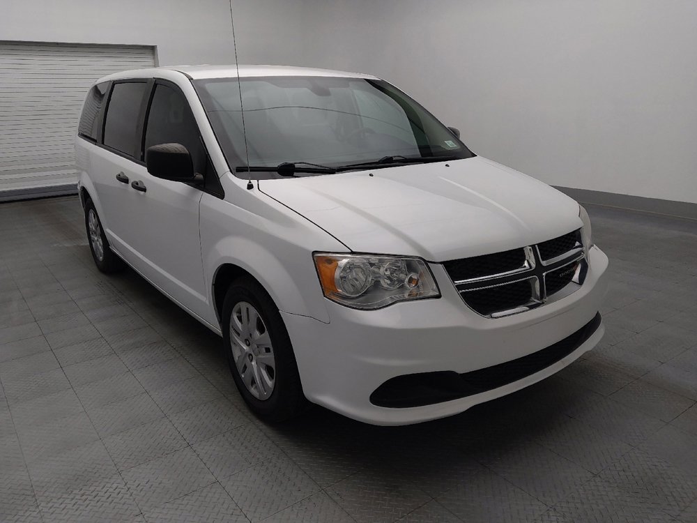 Used 2019 Dodge Grand Caravan SE w/ UConnect Hands-Free Group FWD image 13