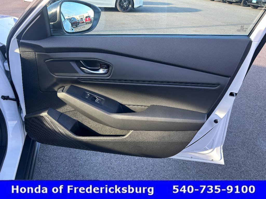 Certified 2025 Honda Accord SE image 14