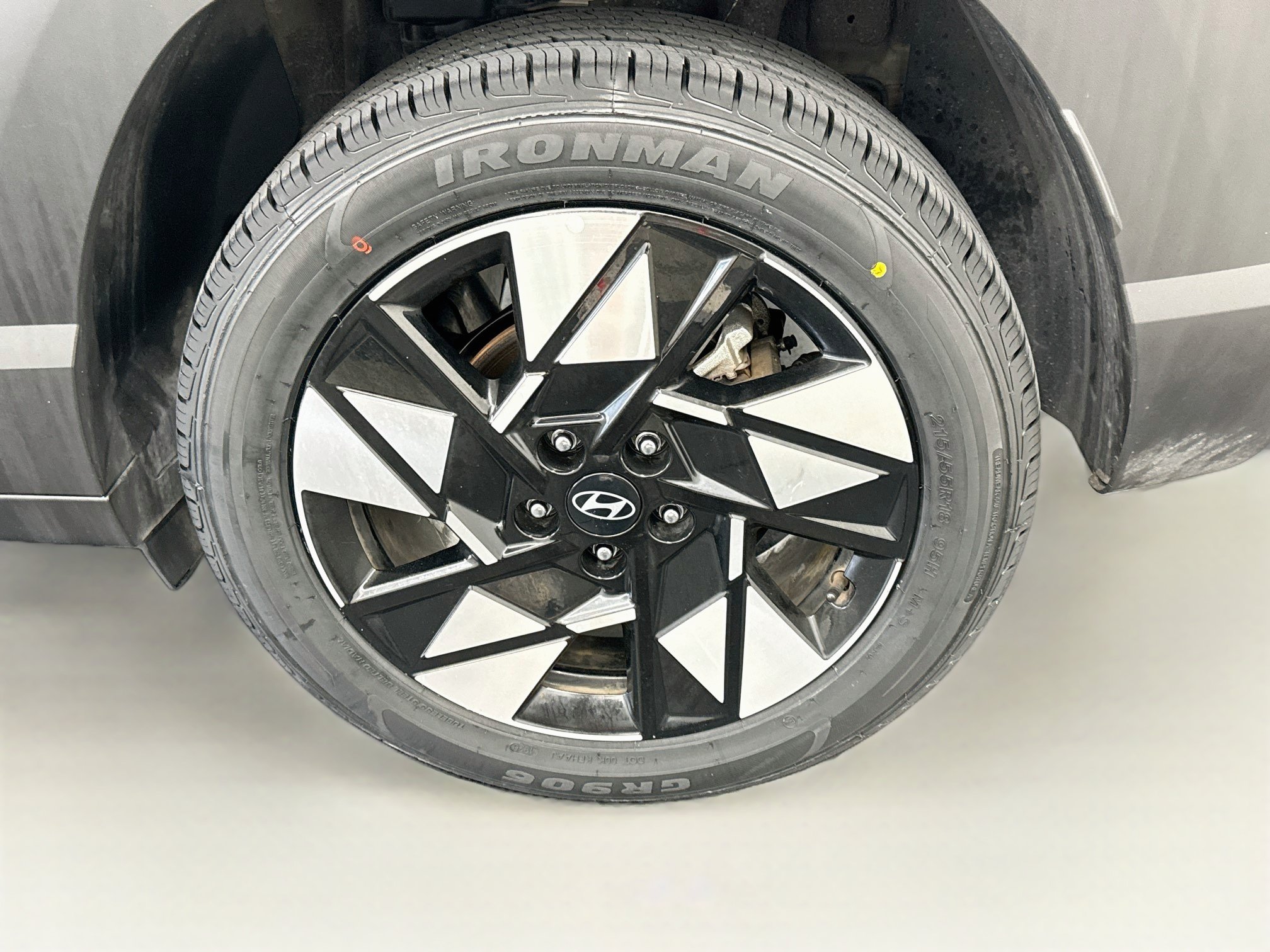Used 2025 Hyundai Kona SEL FWD image 11