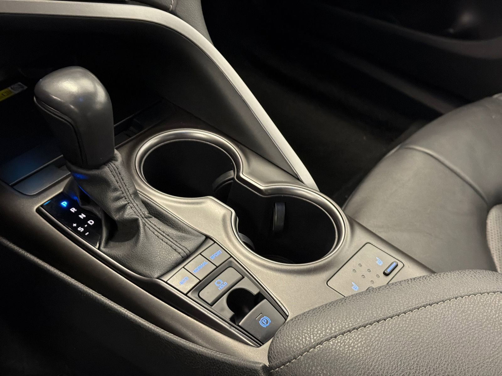 Used 2024 Toyota Camry XSE image 27