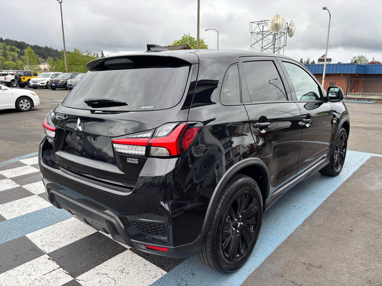Used 2025 Mitsubishi Outlander Sport ES AWD/4WD image 5