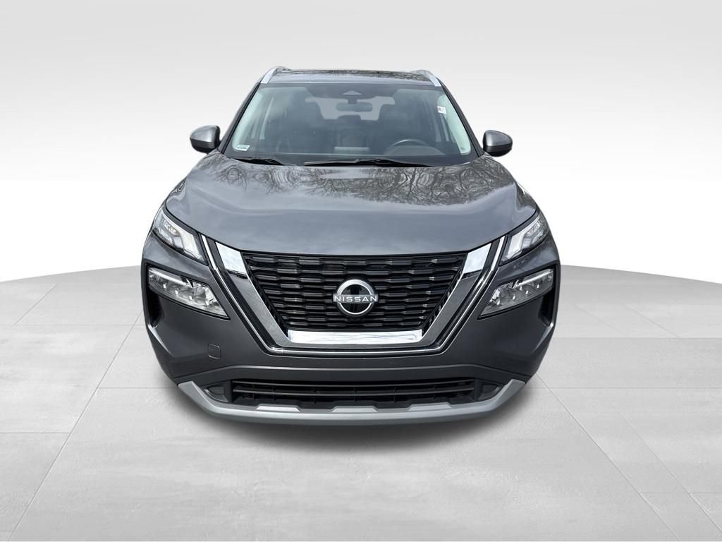 Used 2023 Nissan Rogue SV w/ SV Premium B Package image 8