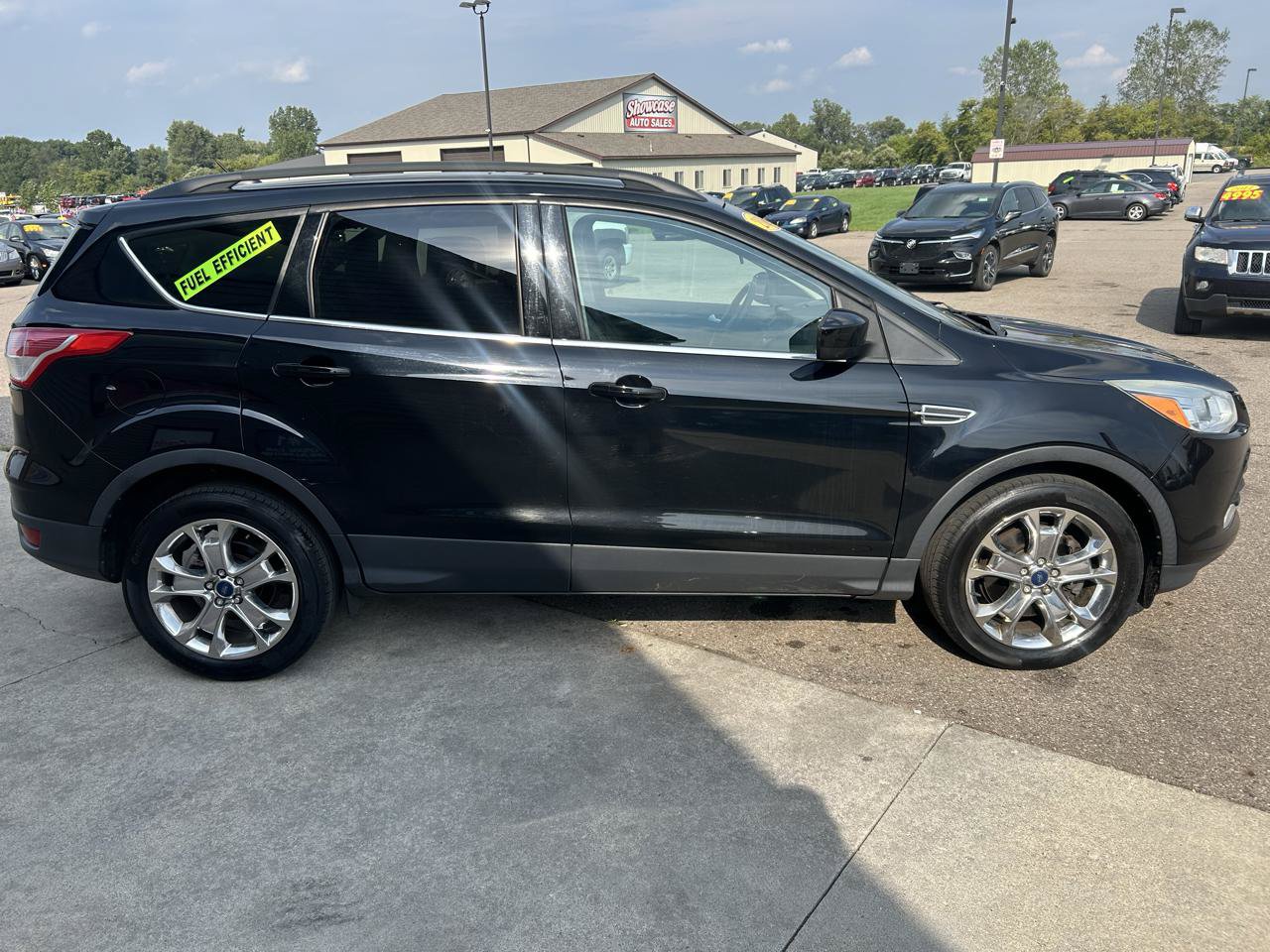 Used 2016 Ford Escape SE w/ SE Leather Comfort Package AWD/4WD image 4