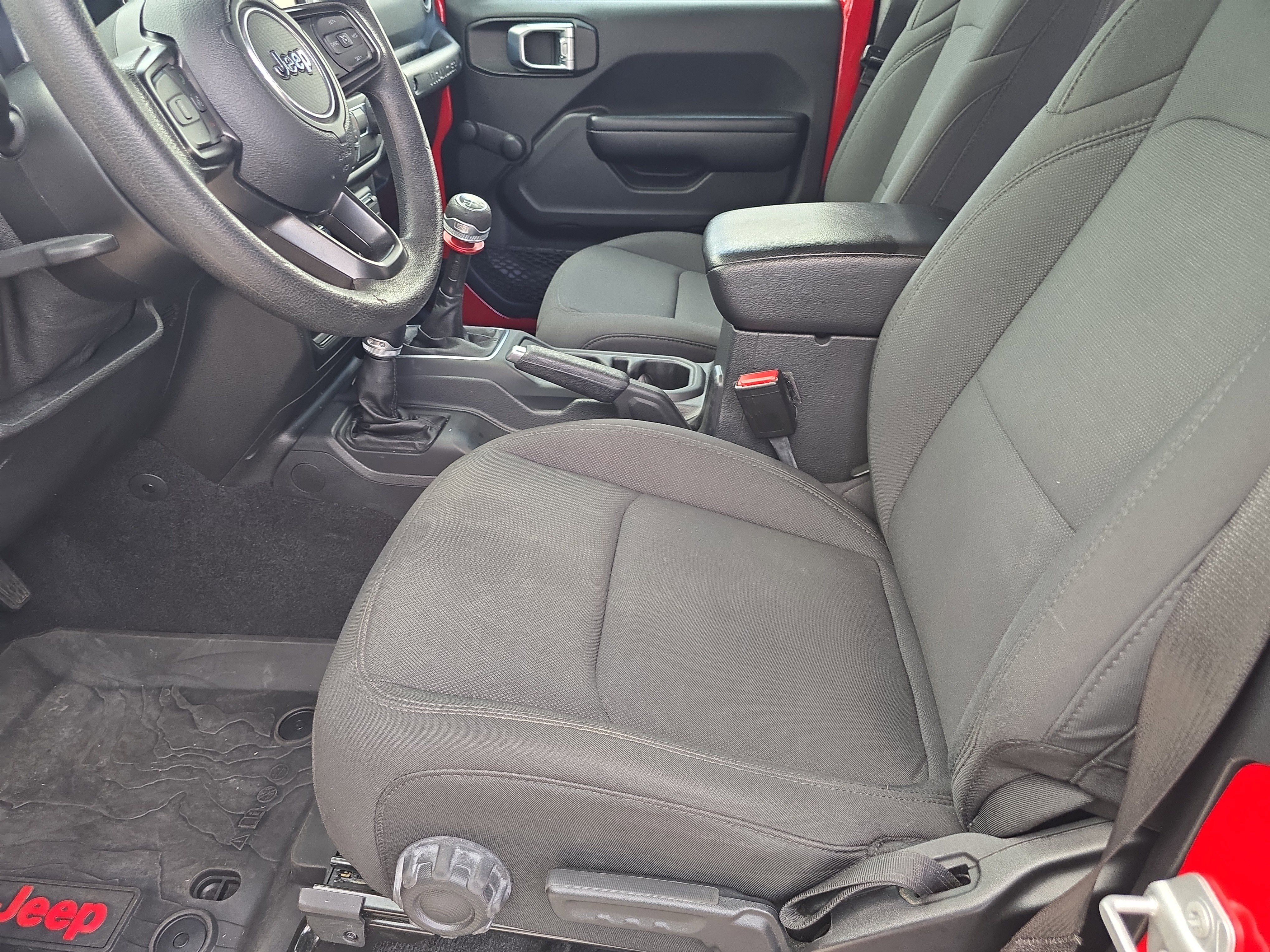 Used 2021 Jeep Wrangler Sport image 13