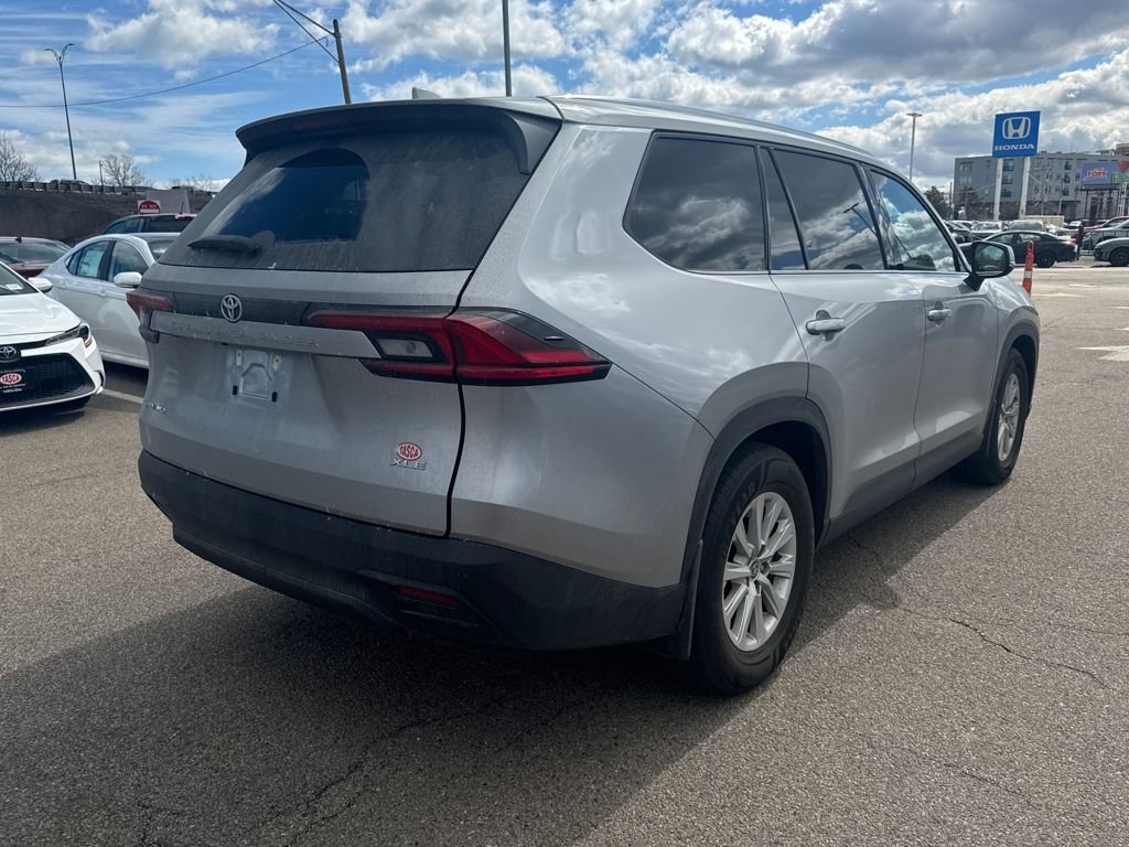 Used 2026 Toyota Grand Highlander XLE image 10