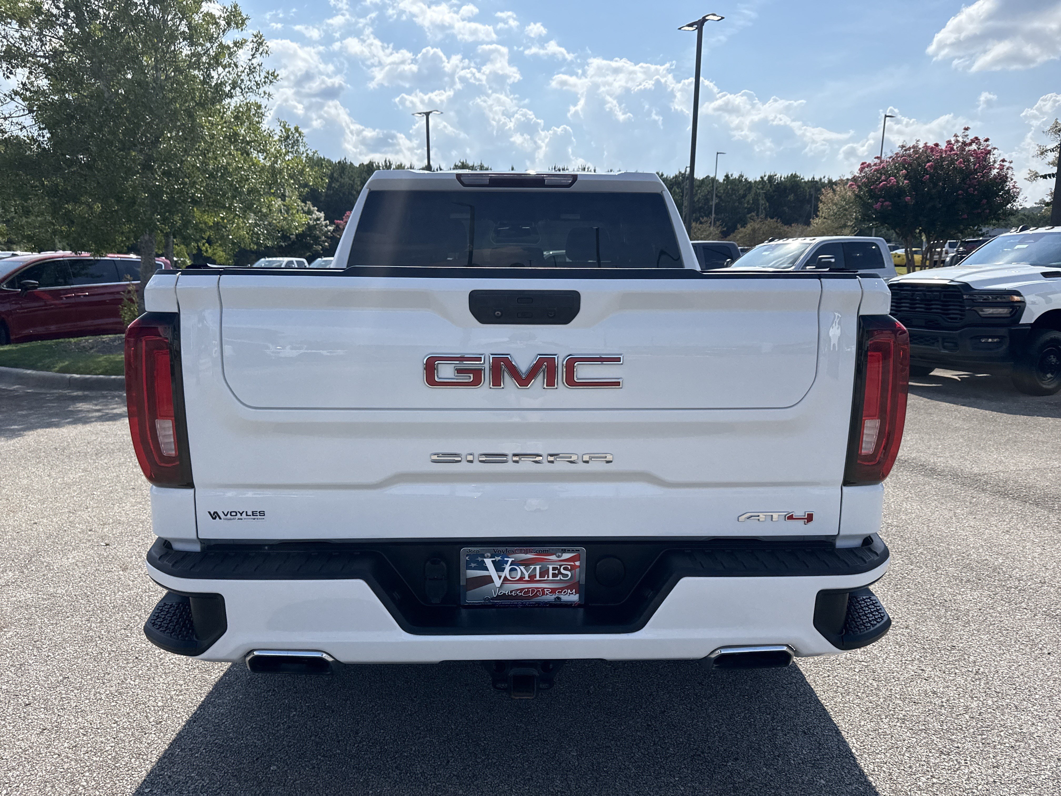 Used 2021 GMC Sierra 1500 AT4 AWD/4WD image 6
