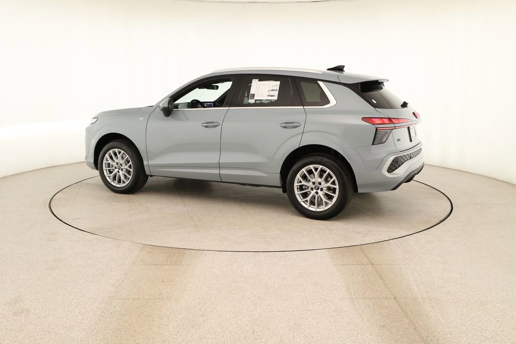 New 2026 Audi Q3 quattro 2.0T AWD/4WD image 3