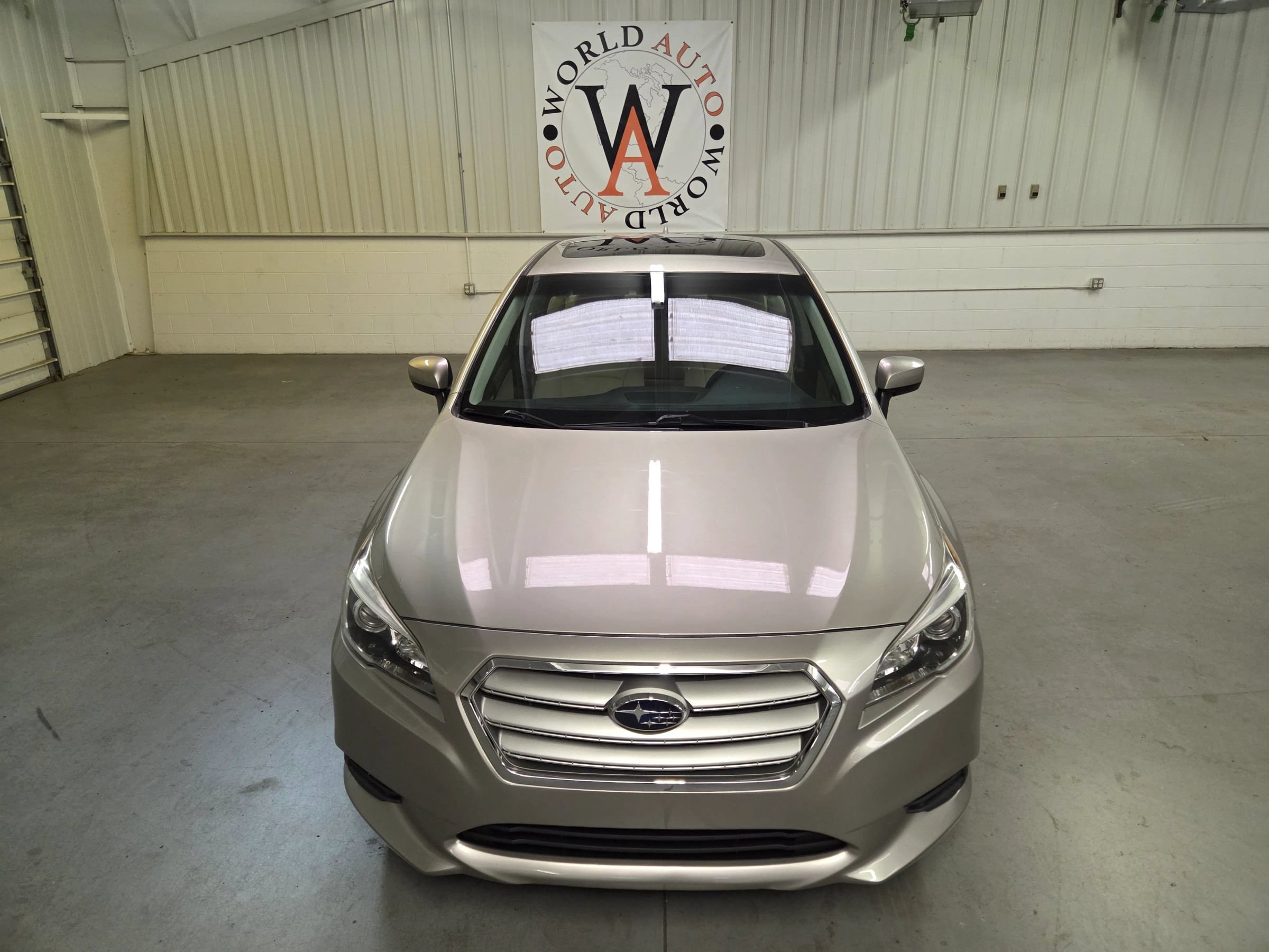 Used 2017 Subaru Legacy 2.5i Premium w/ Moonroof Package AWD/4WD image 12