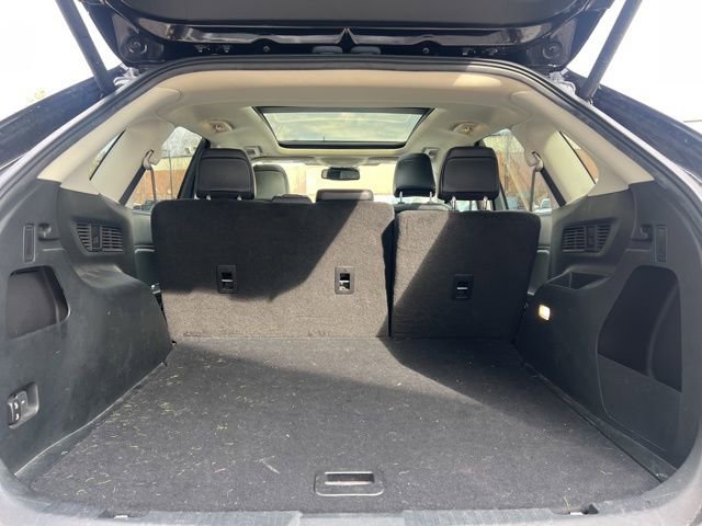 Used 2023 Ford Edge SEL w/ Convenience Package image 14