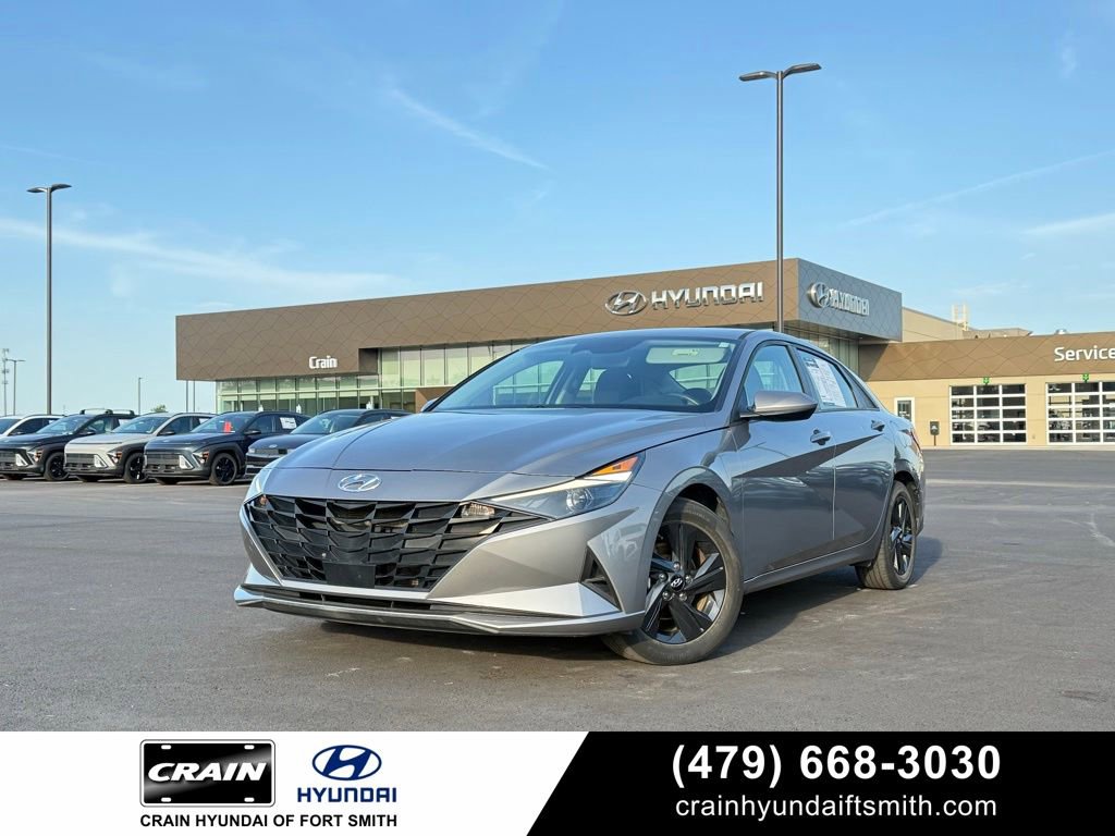 Used 2021 Hyundai Elantra SEL w/ Convenience Package FWD image 1
