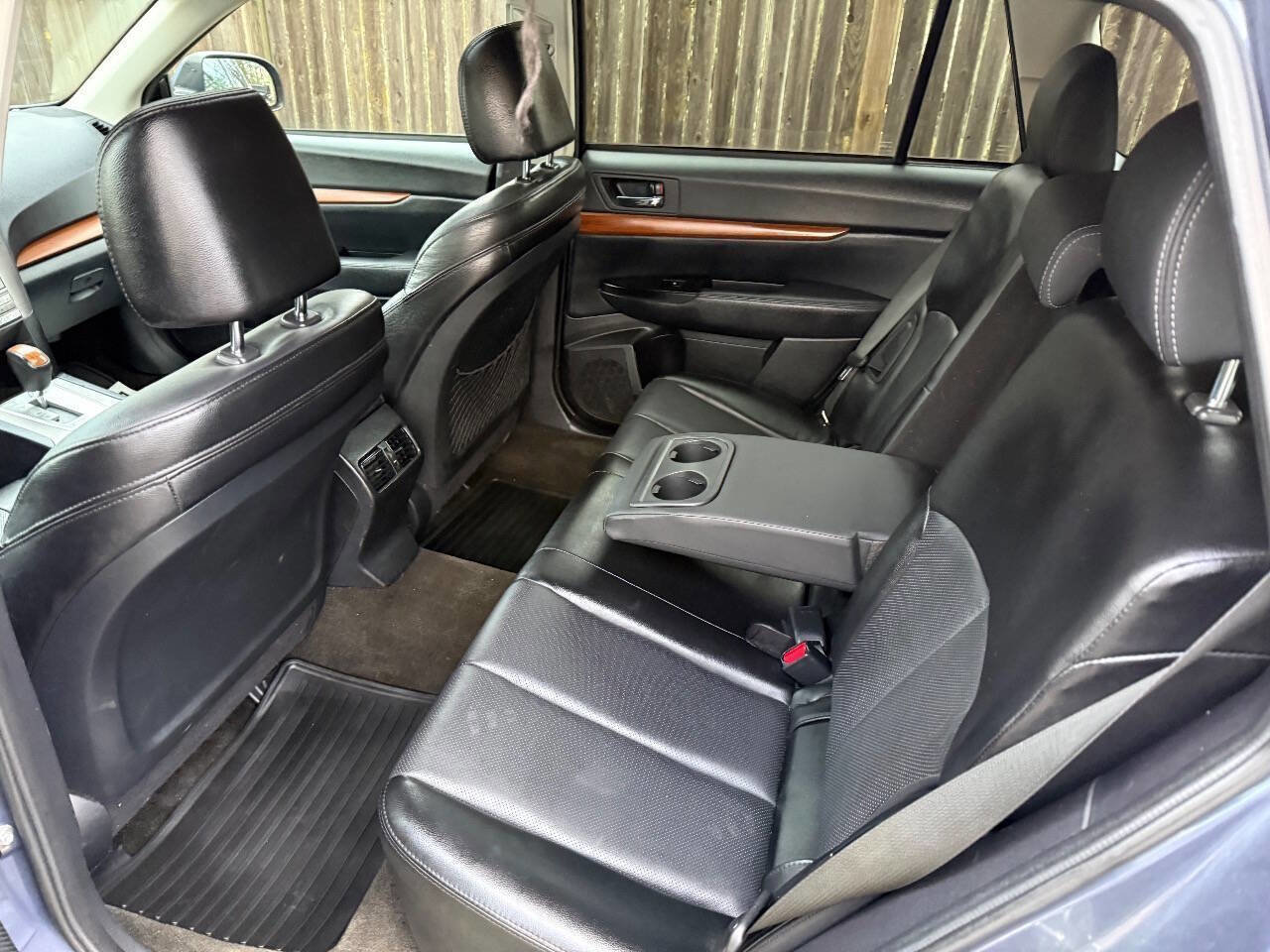 Used 2014 Subaru Outback 2.5i Limited w/ Moonroof Package image 11