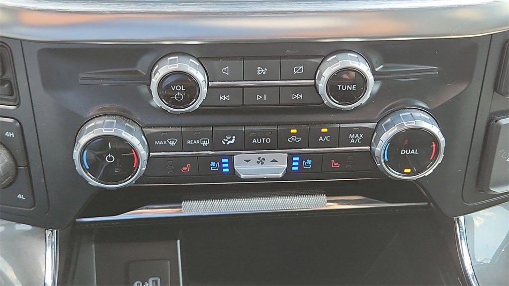 Used 2023 Ford F150 Lariat image 19