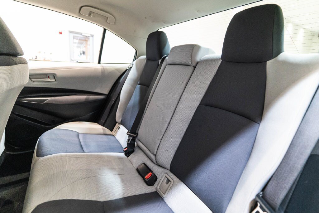 Used 2024 Toyota Corolla LE FWD image 28