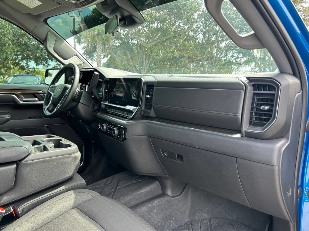 Used 2023 Chevrolet Silverado 1500 LT RWD image 38
