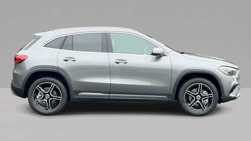 New 2026 Mercedes-Benz GLA 250 4MATIC image 9