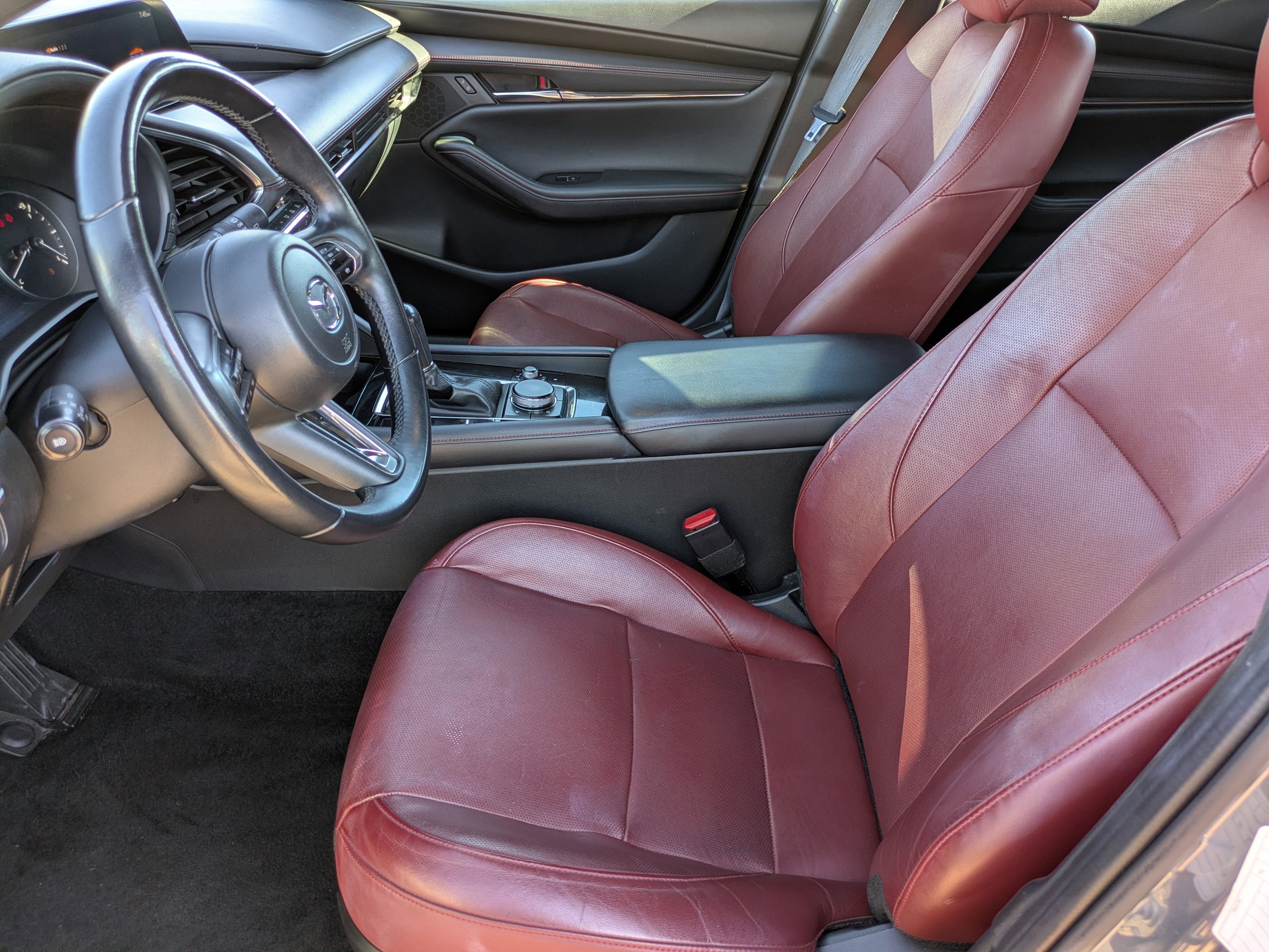 Used 2024 MAZDA MAZDA3 s image 17