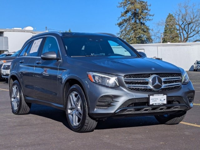 Used 2017 Mercedes-Benz GLC 300 4MATIC image 7