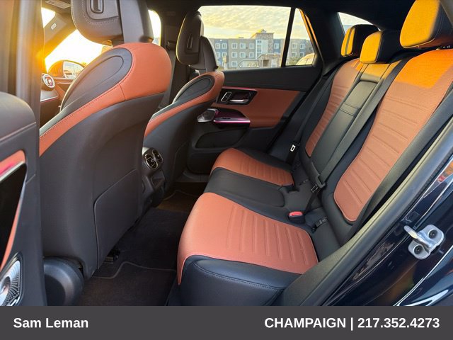 Used 2023 Mercedes-Benz GLC 300 4MATIC image 10