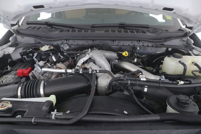 Used 2025 Ford F350 Lariat w/ Chrome Package image 13
