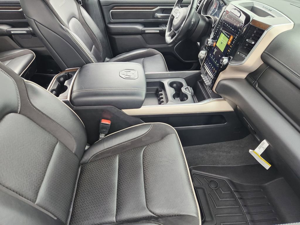 Used 2021 RAM 1500 Laramie RWD image 14