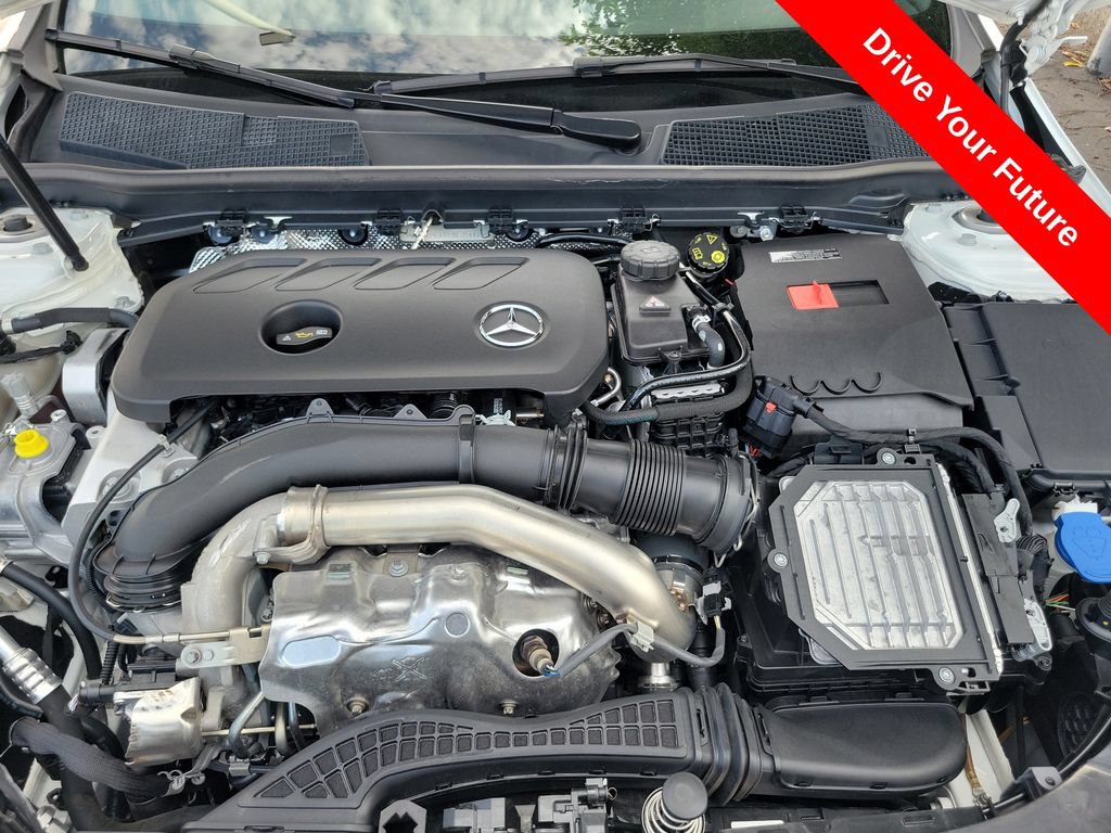 Used 2025 Mercedes-Benz CLA 250 image 28