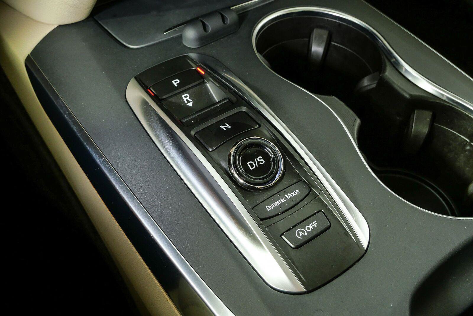Used 2020 Acura MDX FWD image 16