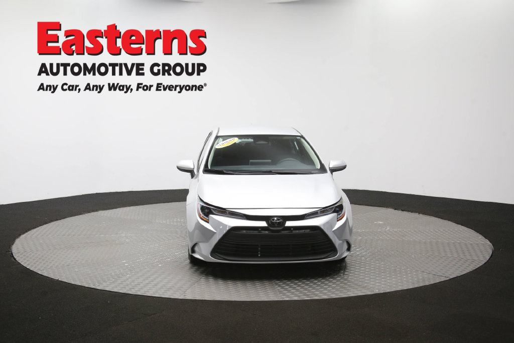 Used 2025 Toyota Corolla LE FWD image 53