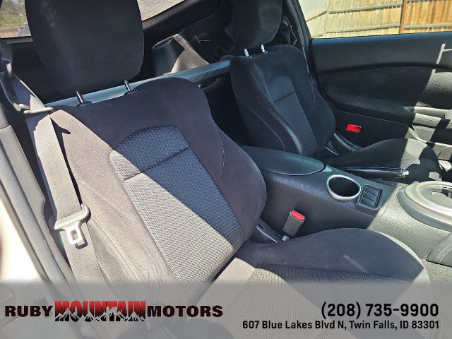 Used 2017 Nissan 370Z Sport Tech image 31