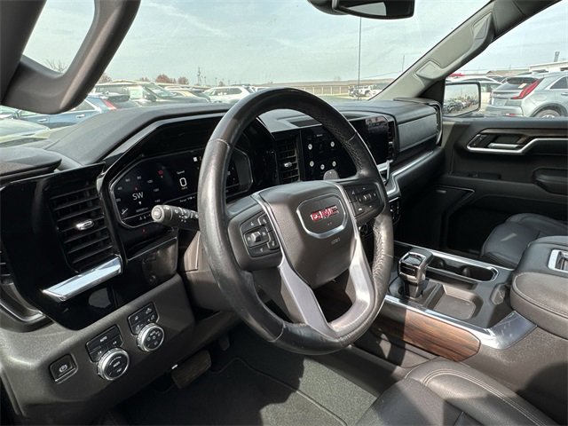 Used 2022 GMC Sierra 1500 SLT image 11