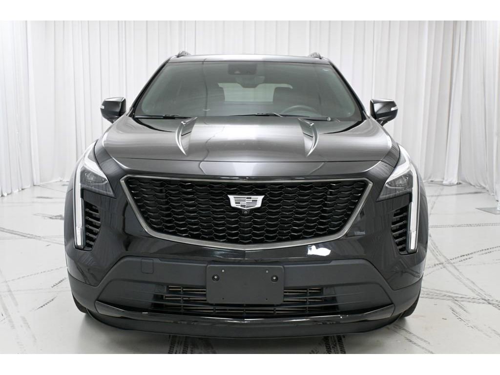 Used 2023 Cadillac XT4 Sport w/ LPO, ONYX Package image 3