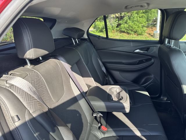 Used 2023 Buick Encore GX Essence w/ Experience Buick Package FWD image 12