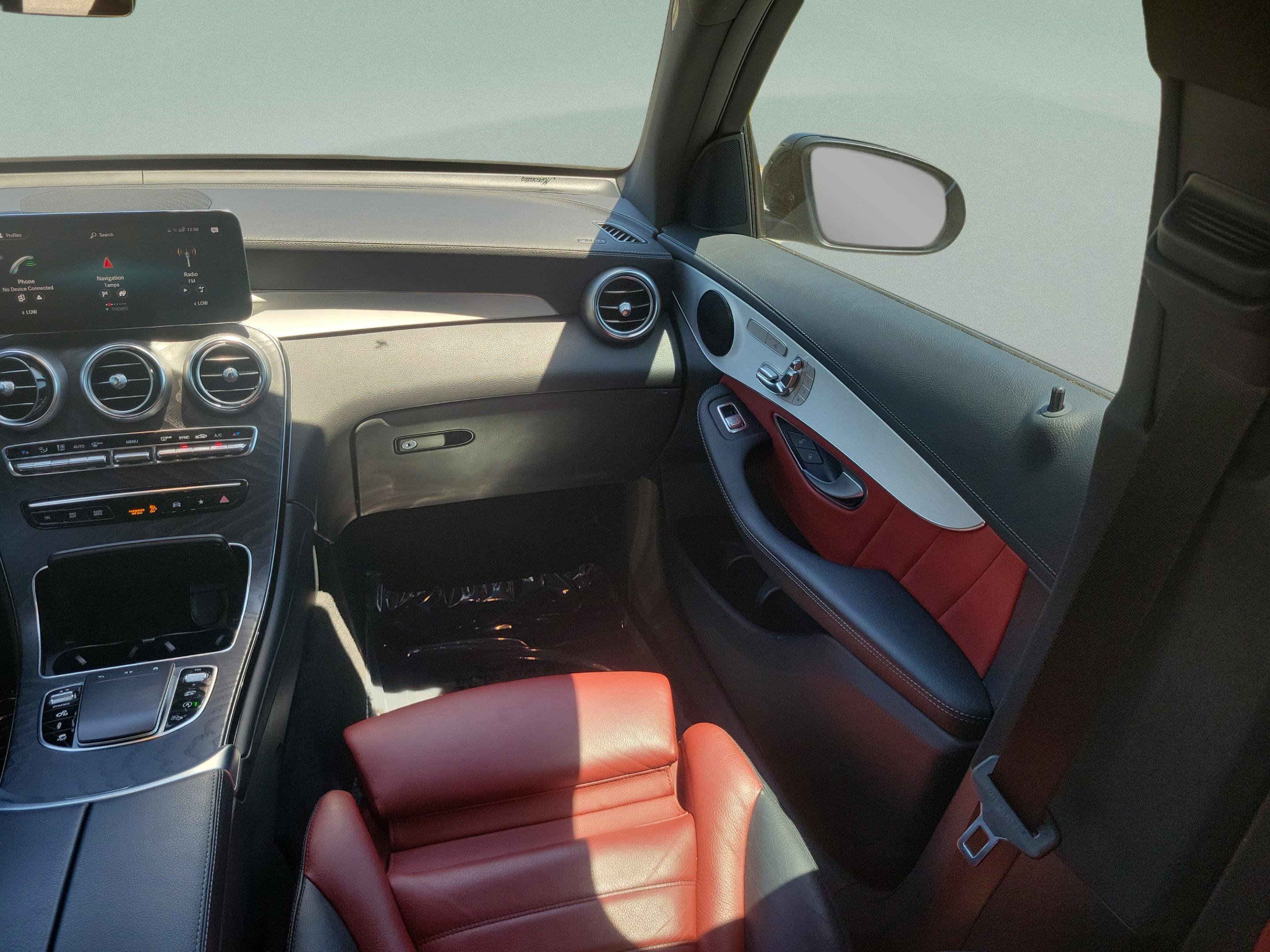 Certified 2022 Mercedes-Benz GLC 43 AMG 4MATIC image 11