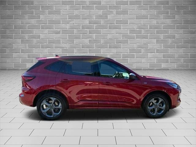 Certified 2023 Ford Escape ST-Line w/ Tech Pack #1 AWD/4WD image 2